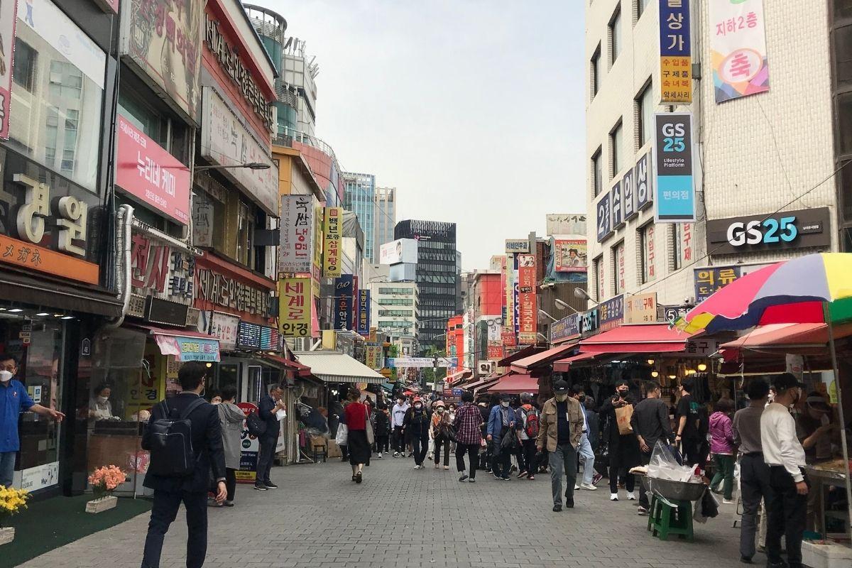 Tham quan chợ Namdaemun nổi tiếng của Seoul, cập nhật mới nhất năm 2023