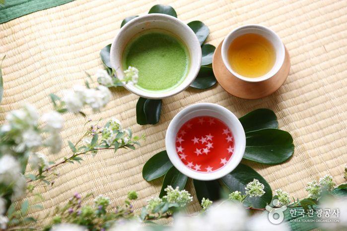 Summary of South Korea April Celebrations