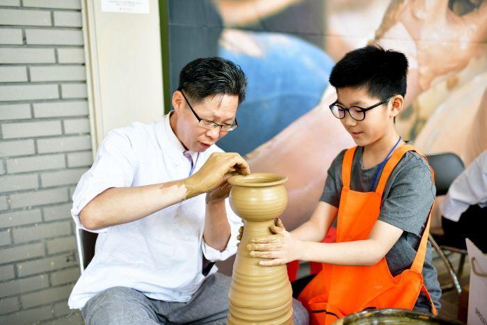 Summary of South Korea April Celebrations