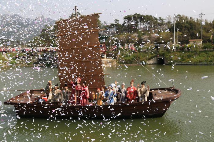 Summary of South Korea April Celebrations