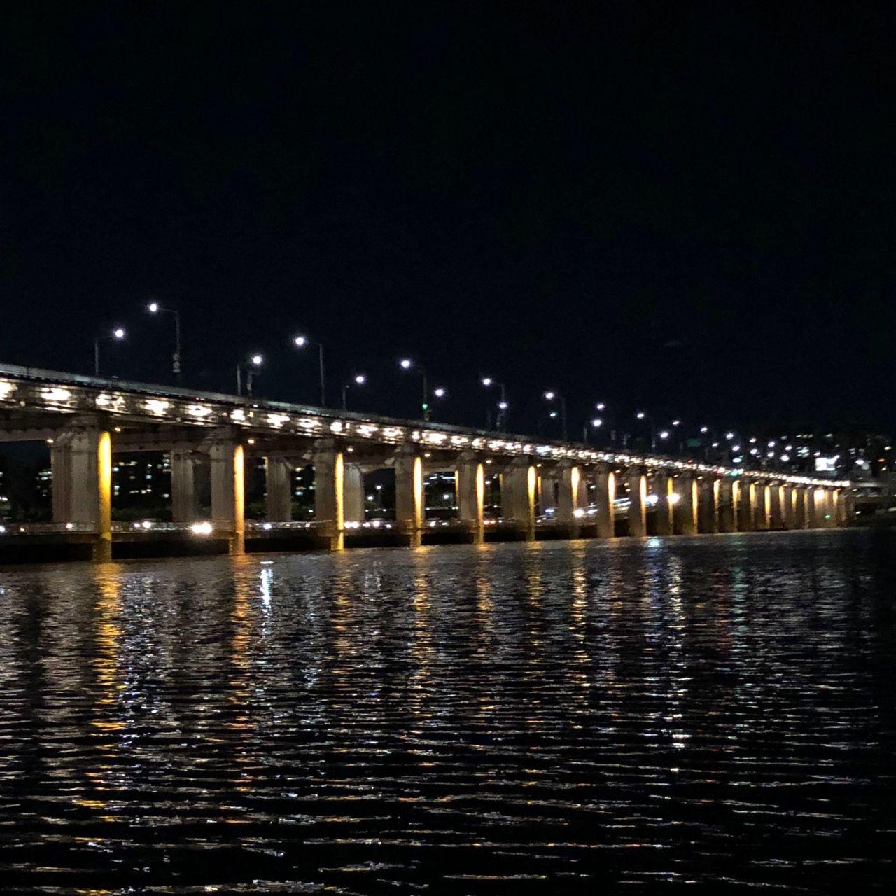 ตลาดนัดกลางคืนที่มีเอกลักษณ์ในโซลนี้ต้องเลื่อนจัดไป เนื่องจากสถานการณ์การระบาดของไวรัสในปีนี้