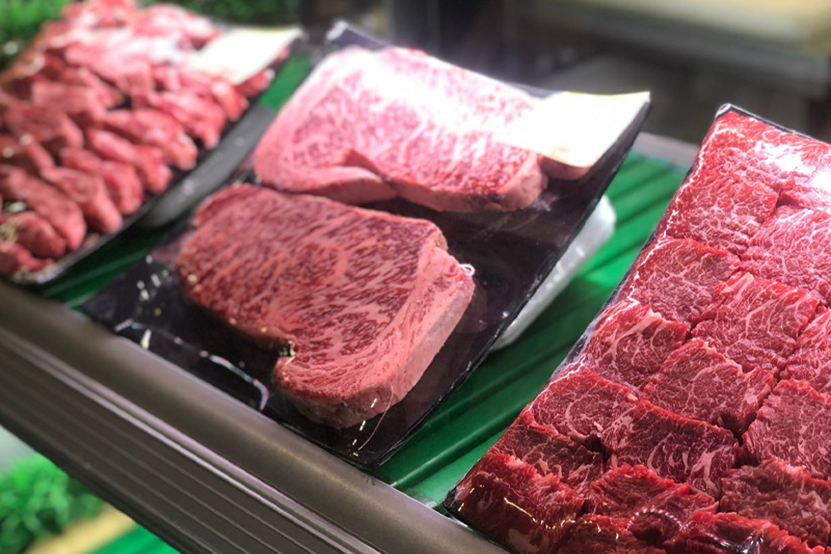 韓牛切片展示在馬場洞韓牛餐廳中