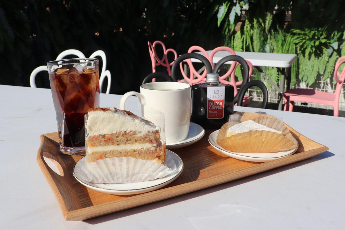 Sinsa & Apgujeong Cafe Guide: Cafe Zelda carrot cake and coffee