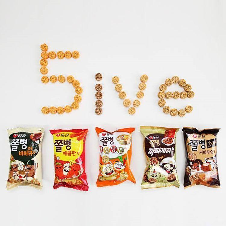 五種韓國科學麵口味包裝展示，包括炸醬與咖啡牛奶口味。