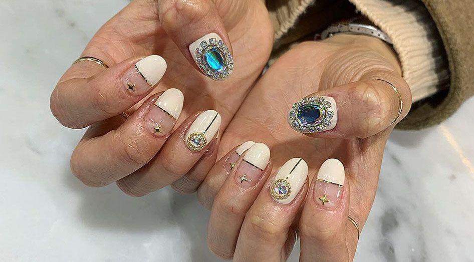 Witch Nails | Cửa hàng làm móng nổi tiếng nhất ở Myeongdong