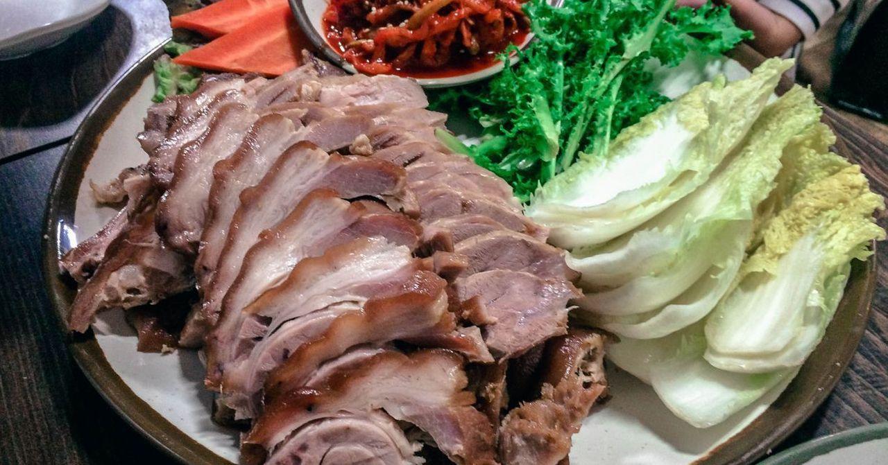 代叫外送｜猪脚/生菜包肉