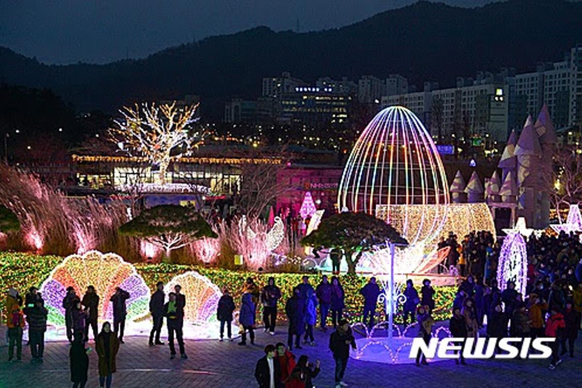 Korean Winter Festivals: Suncheon Starlight Walk
