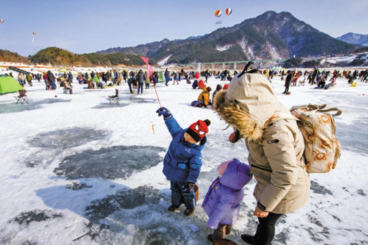 Korean Winter Festivals: Inje Icefish Festival