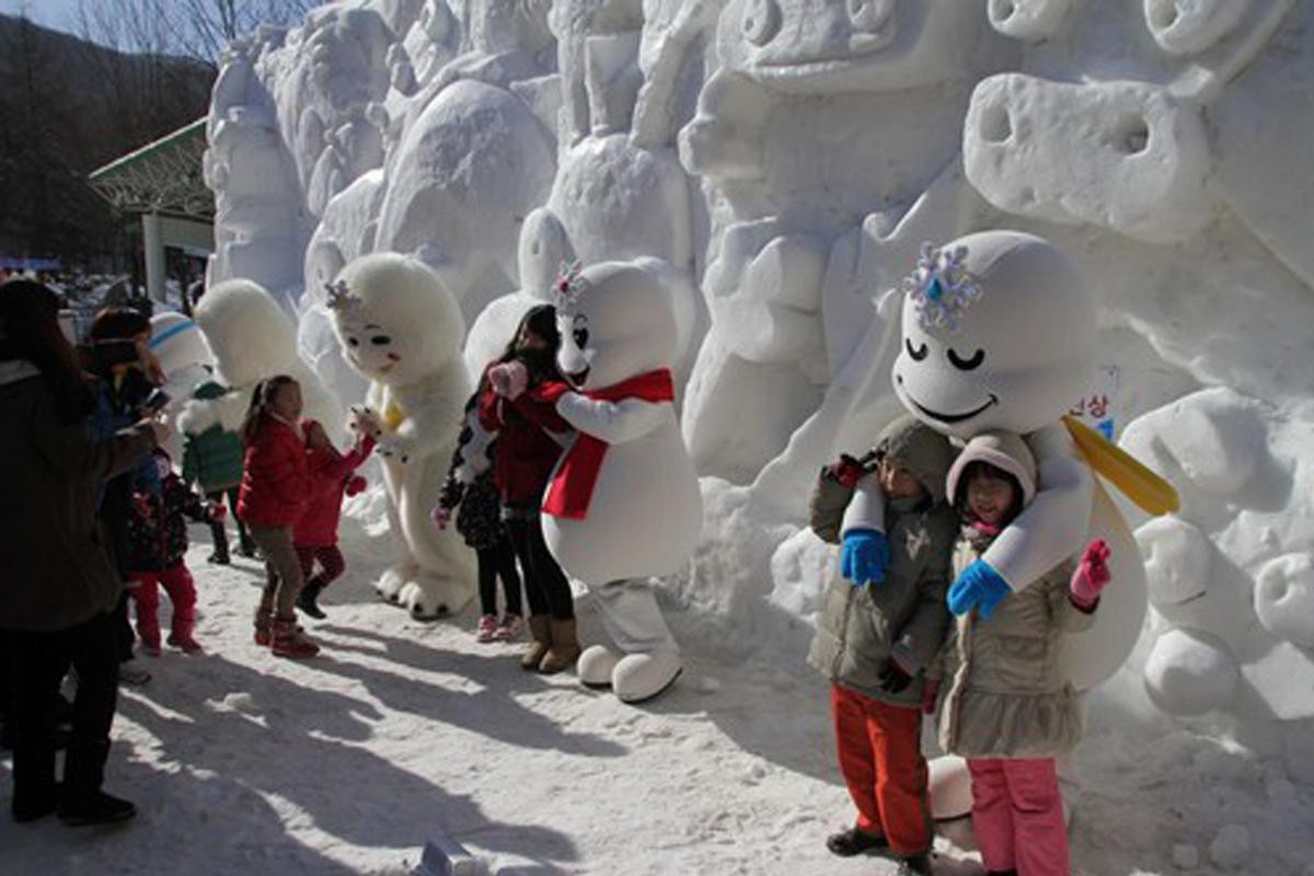 Korean Winter Festivals: Taebaeksan