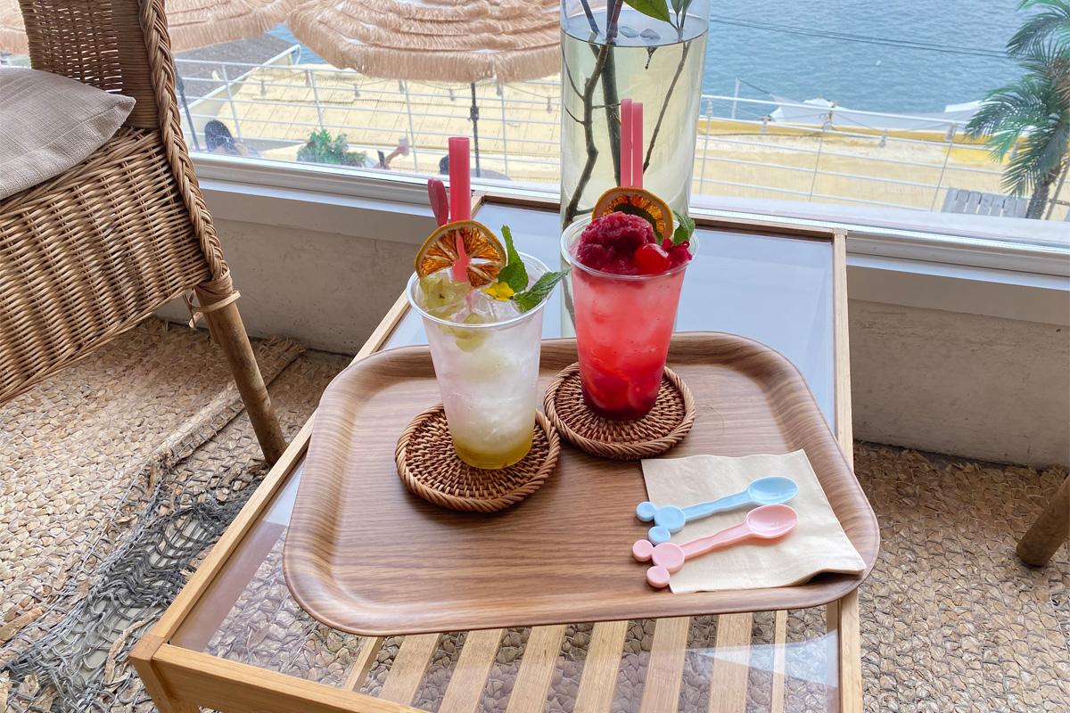 Drinks at a cafe in Huinnyeoul Culture Village