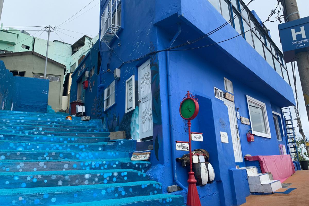 Blue building and stairs in Huinnyeoul Culture Village
