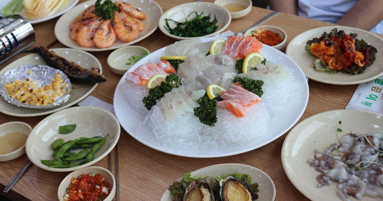 鷺染津(ノリャンジン)水産市場グルメ