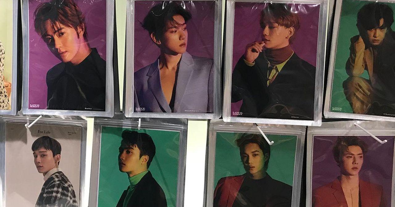 K-pop明星的海報展示,展示於SMTOWN探訪之旅