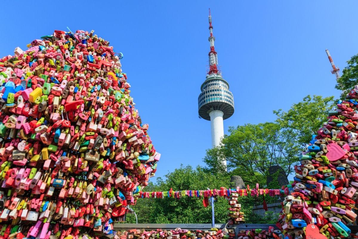 Tháp Namsan (N Seoul Tower), Các địa điểm du lịch nổi tiếng ở Seoul