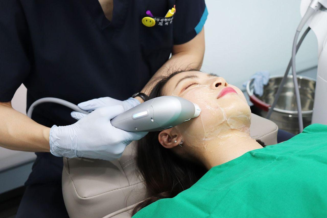 Lienjang Petite Treatment (Hongdae, Gangnam)