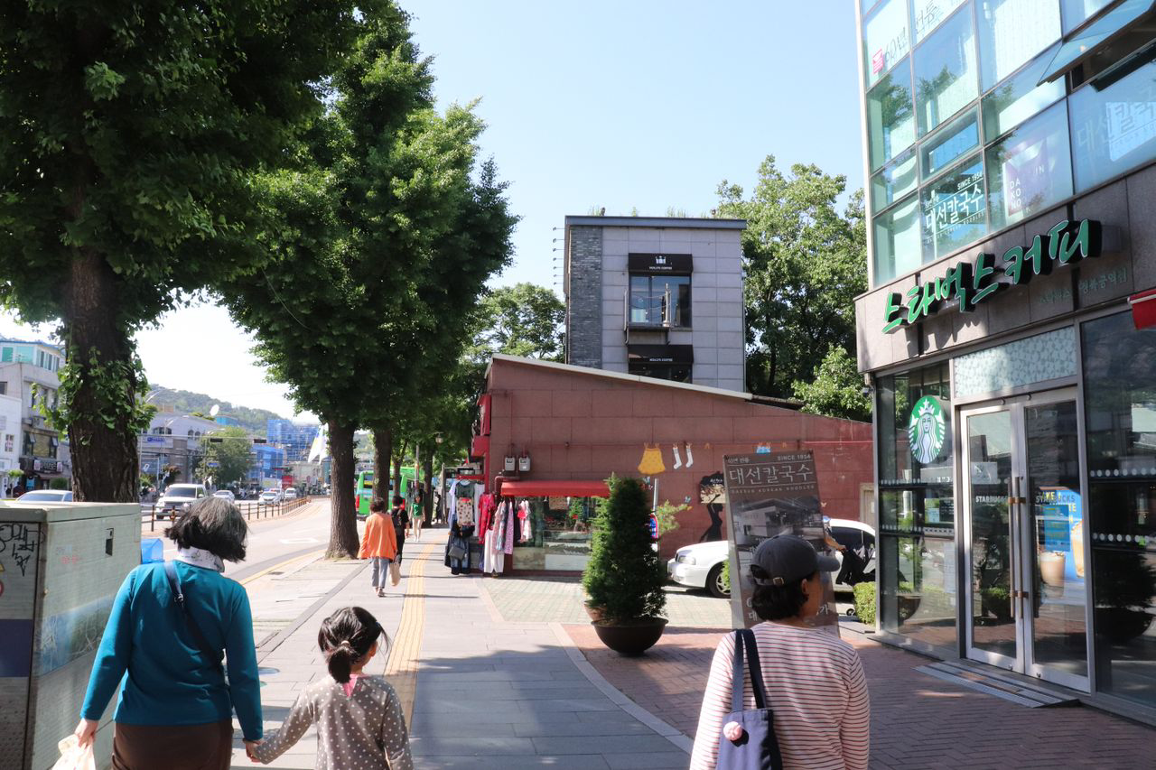 Gyeongbokgung Restaurant | Masan Agujjim, Deliciously steamed monkfish by Gyeongbokgung Palace
