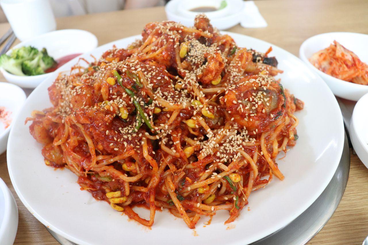 Gyeongbokgung Restaurant | Masan Agujjim, Deliciously steamed monkfish by Gyeongbokgung Palace