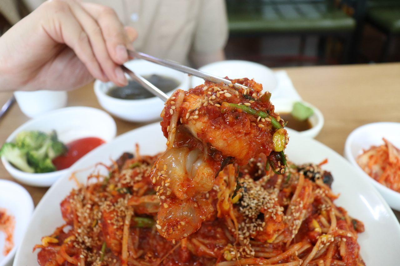 Gyeongbokgung Restaurant | Masan Agujjim, Deliciously steamed monkfish by Gyeongbokgung Palace