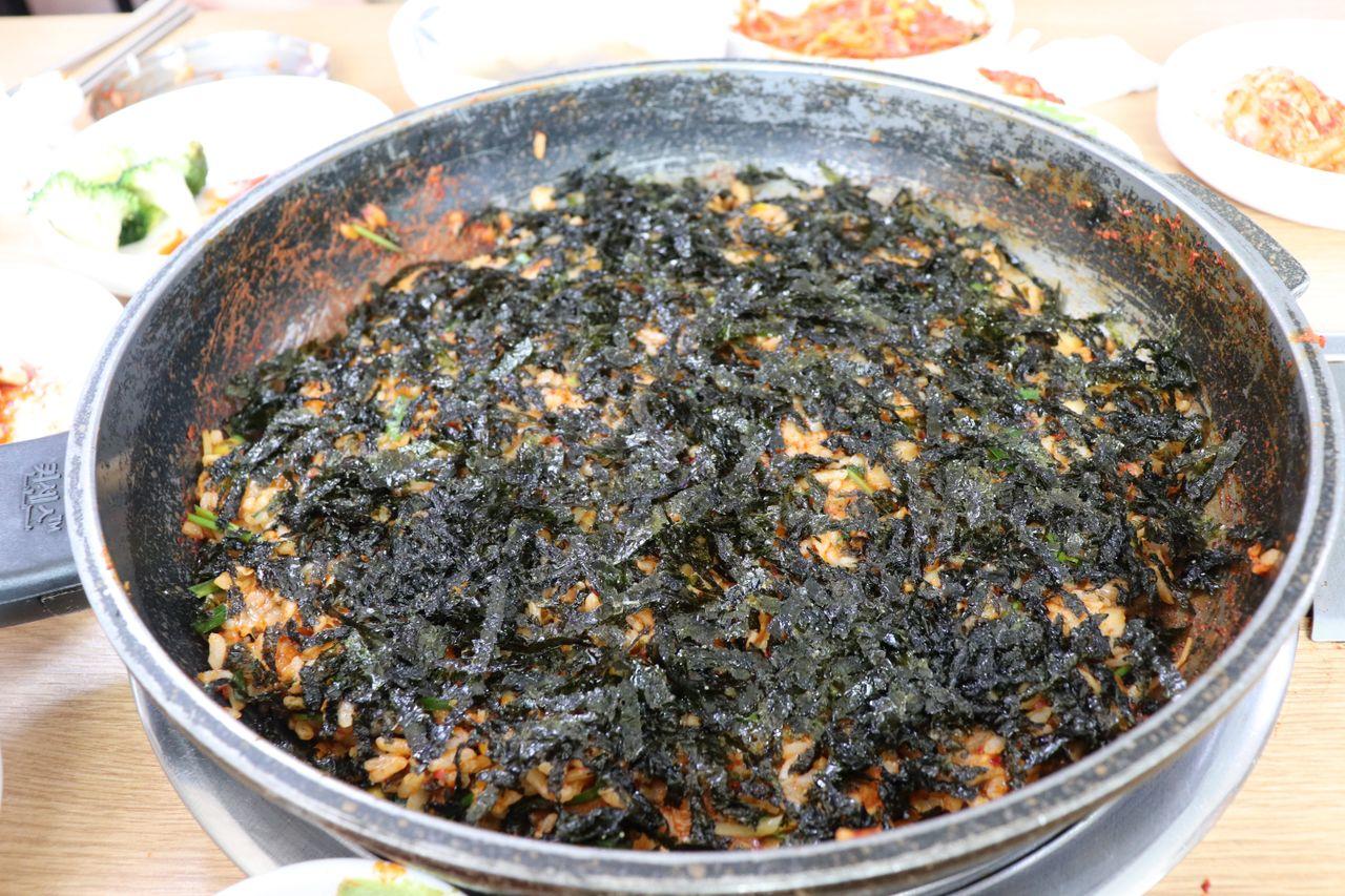 Gyeongbokgung Restaurant | Masan Agujjim, Deliciously steamed monkfish by Gyeongbokgung Palace