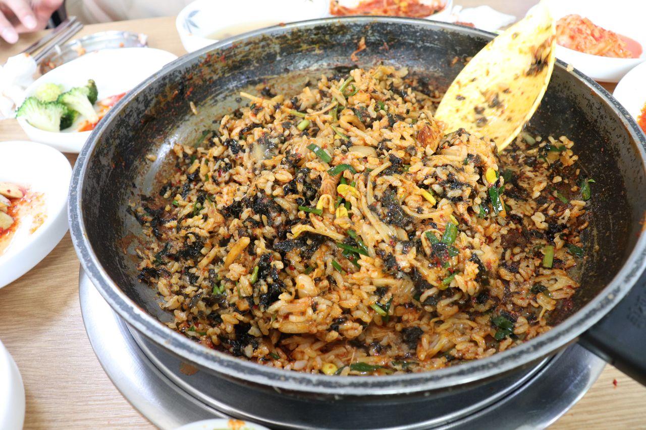 Gyeongbokgung Restaurant | Masan Agujjim, Deliciously steamed monkfish by Gyeongbokgung Palace