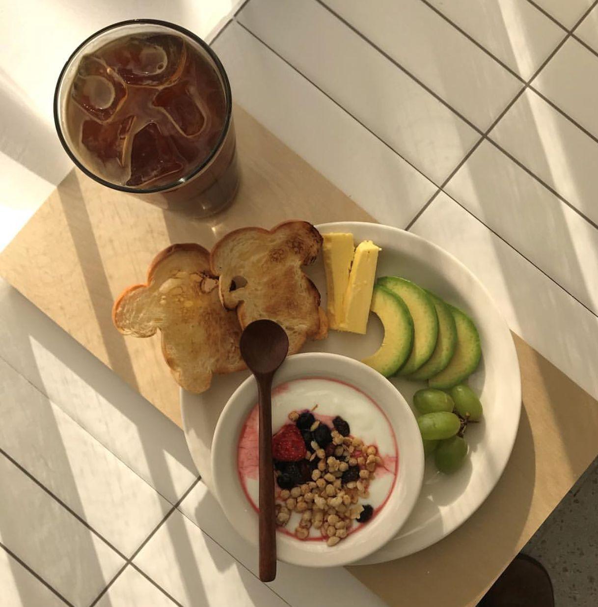 Hottest Cafes on Social Media in Korea! With an indoor beach or foot bath or photo studio!??