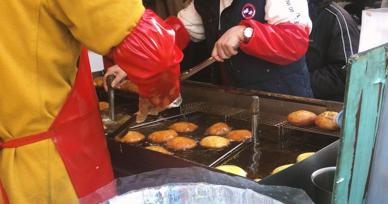 Bánh rán Hotteok Hàn Quốc 