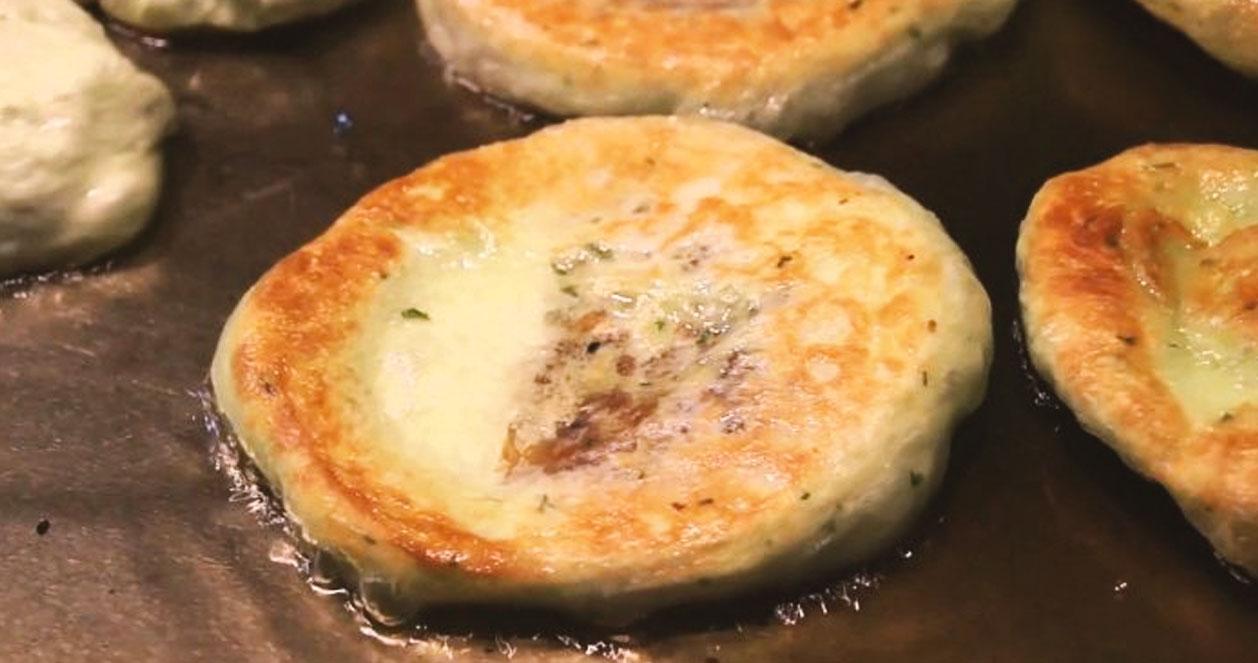 Bánh rán Hotteok Hàn Quốc