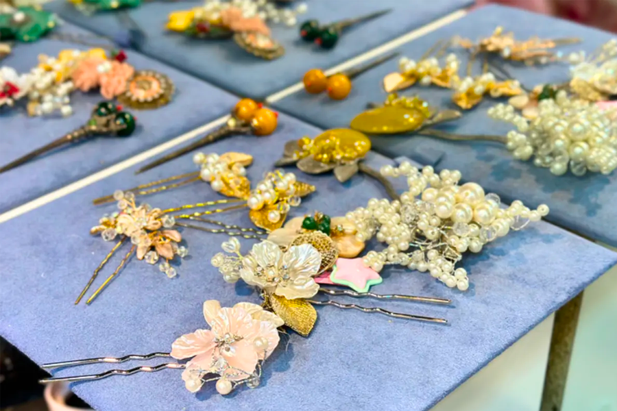 Intricately decorated hair accessories offered at Princess Hanbok to complement traditional Korean outfits.