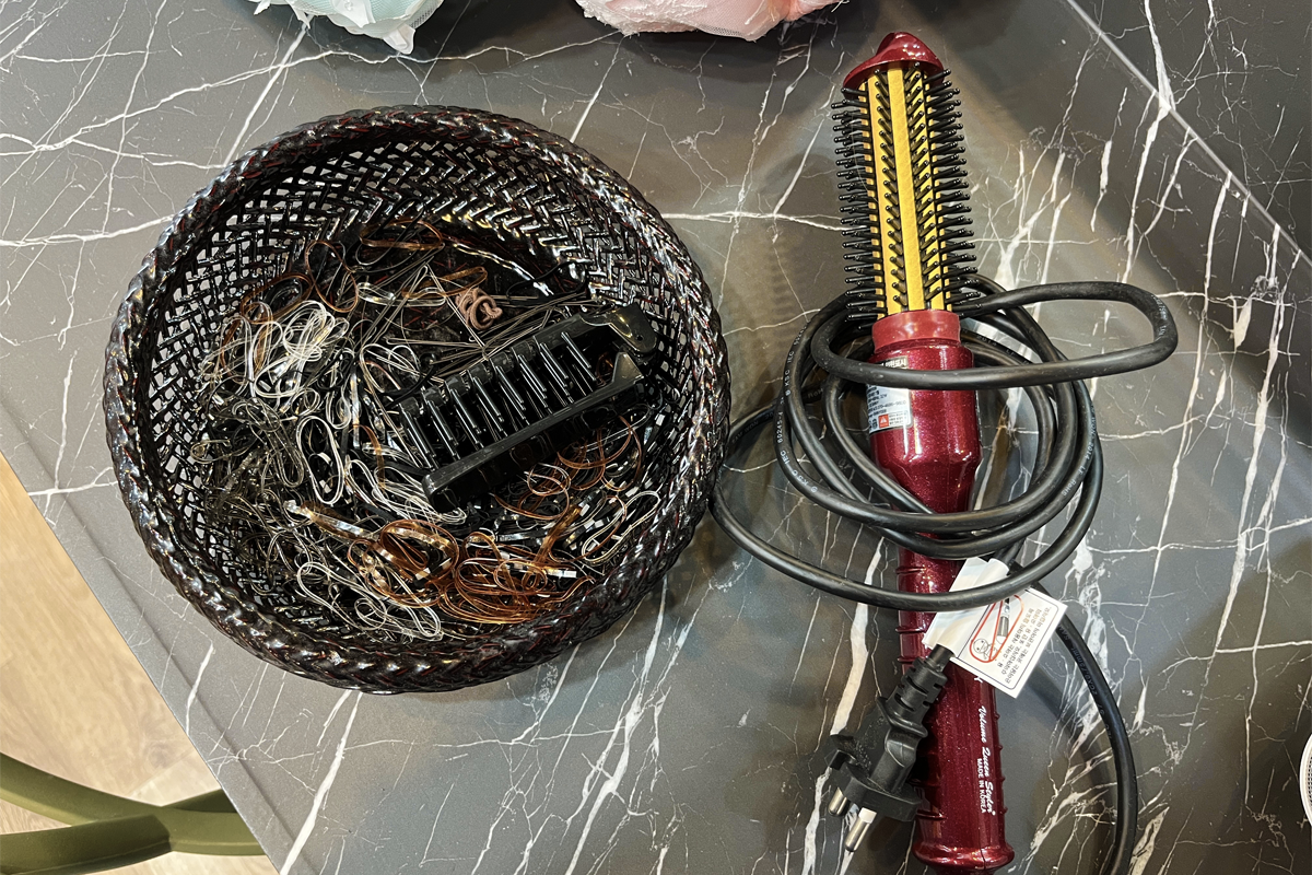 A close-up of beautifully crafted floral accessories for hanbok, showcasing the beautiful range available at Princess Hanbok to accessorize traditional outfits.