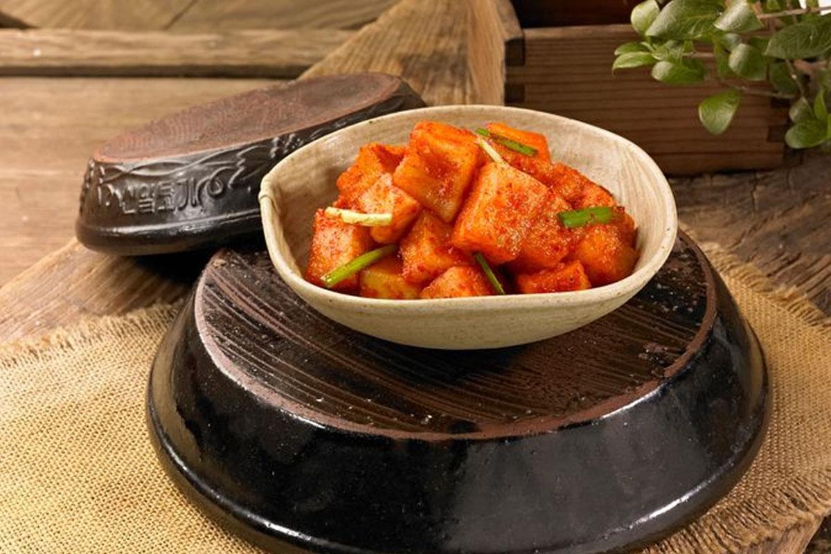 韓国、韓国料理、韓国グルメ、韓国文化、キムチ、カクテキ、白菜、にんにく、組み合わせ、食べ方、レシピ、種類、白キムチ、トンチミ、水キムチ