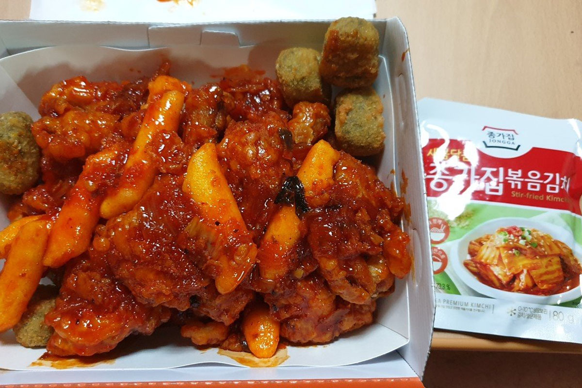 特別泡菜組合 炸雞配泡菜