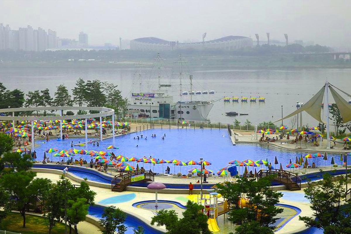 纛島漢江公園游泳池