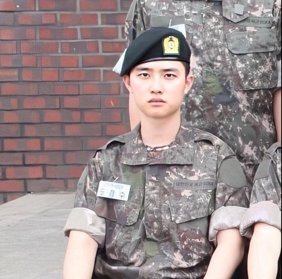 เฉลี่ยแล้วเงินเดือนของเหล่าทหารเกาหลีใต้ได้เพียง 8.50หยวนต่อชั่วโมง ทั้งหนุ่มๆจาก EXO, Winner ที่ทำให้แฟนคลับต่างเสียใจที่เหล่าไอดอลต้องเข้ารับการเกณฑ์ทหาร