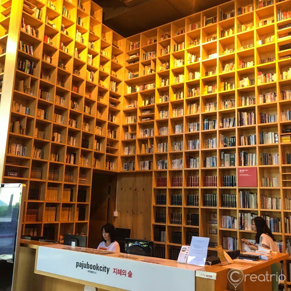 bookshelves in Paju Forest Of Wisdom, seoul library