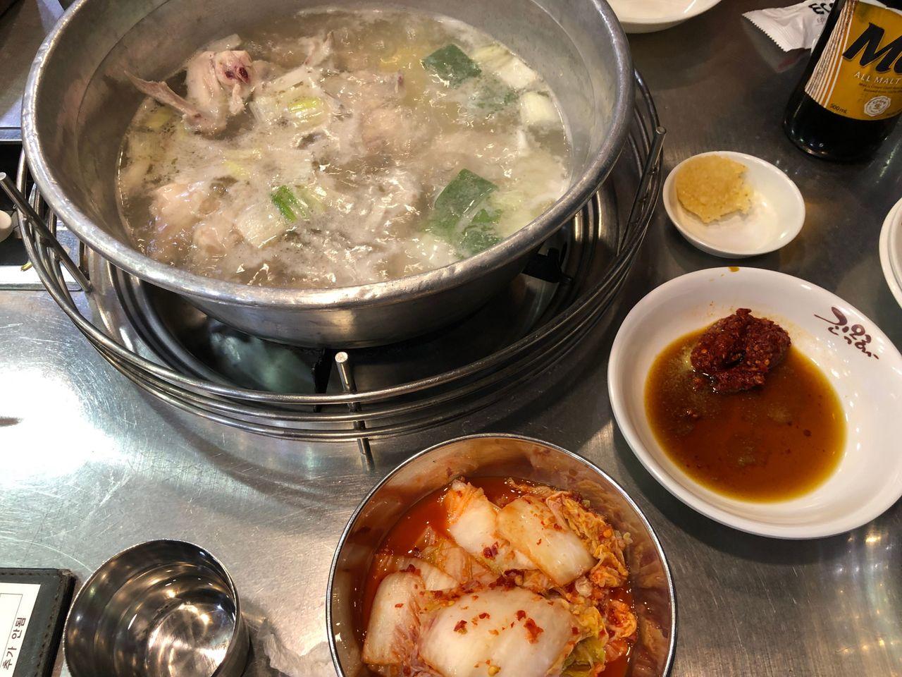 Honest review on Dongdaemun's most popular food "Jinokhwa Dakhanmari"!