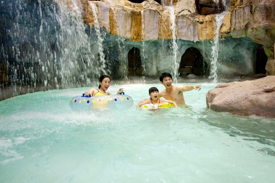 愛寶樂園 加勒比海灣 2025