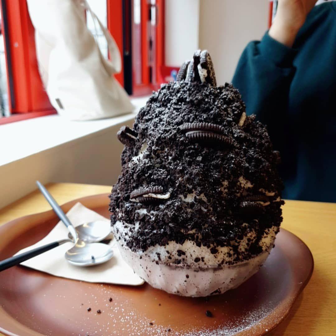Famous Korean Bingsu Shops Try all these amazing bingsu stores and cool off in steaming Korean Summer!