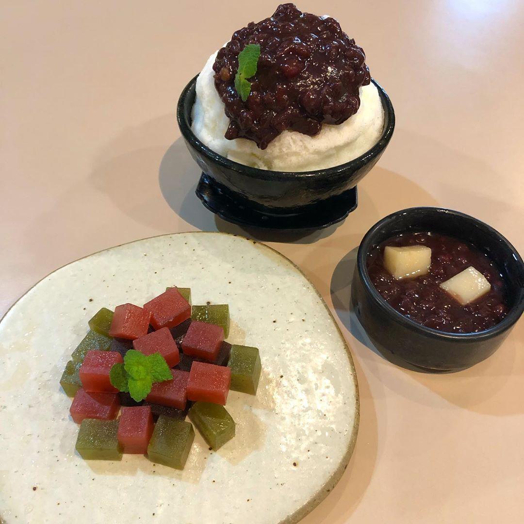 Famous Korean Bingsu Shops Try all these amazing bingsu stores and cool off in steaming Korean Summer!