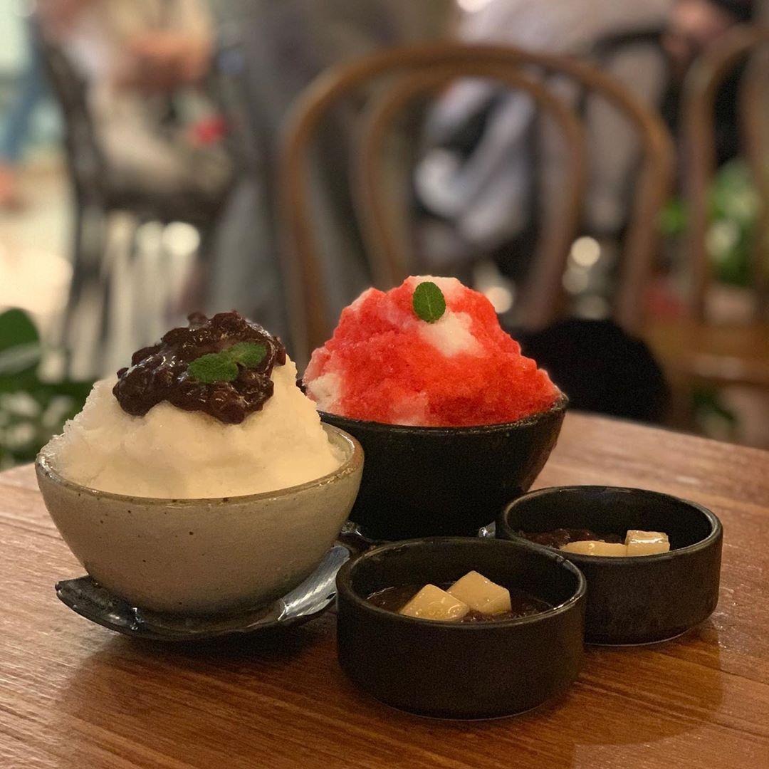 Famous Korean Bingsu Shops Try all these amazing bingsu stores and cool off in steaming Korean Summer!