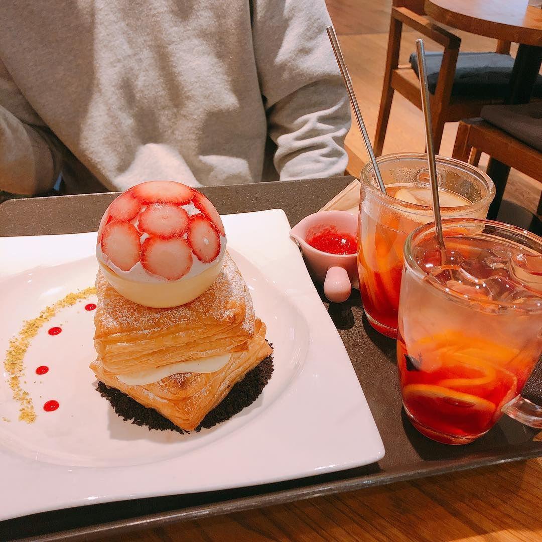 Famous Korean Bingsu Shops Try all these amazing bingsu stores and cool off in steaming Korean Summer!