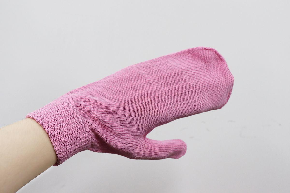 Sản phẩm găng tay tẩy tế bào chết chất lượng cao từ Hàn Quốc, một món quà lưu niệm cần thiết và phổ biến đối với du khách khi đến Hàn Quốc.