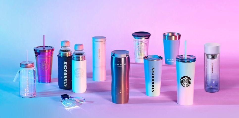 Starbucks-ийн сүүлийн цуглуулгын бүтээгдэхүүнүүдийн зураг, индего арын хээн дээр, ярдай болон орон нутгийн чулууны хэв маягтай.
