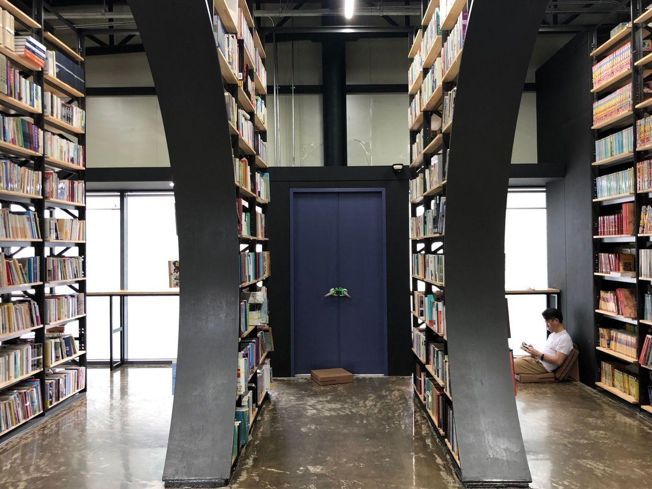 ソウル IU アイユ ホテルデルーナ ソウル名所 ソウルチャムシル チャムシル ソウルの新しい名所