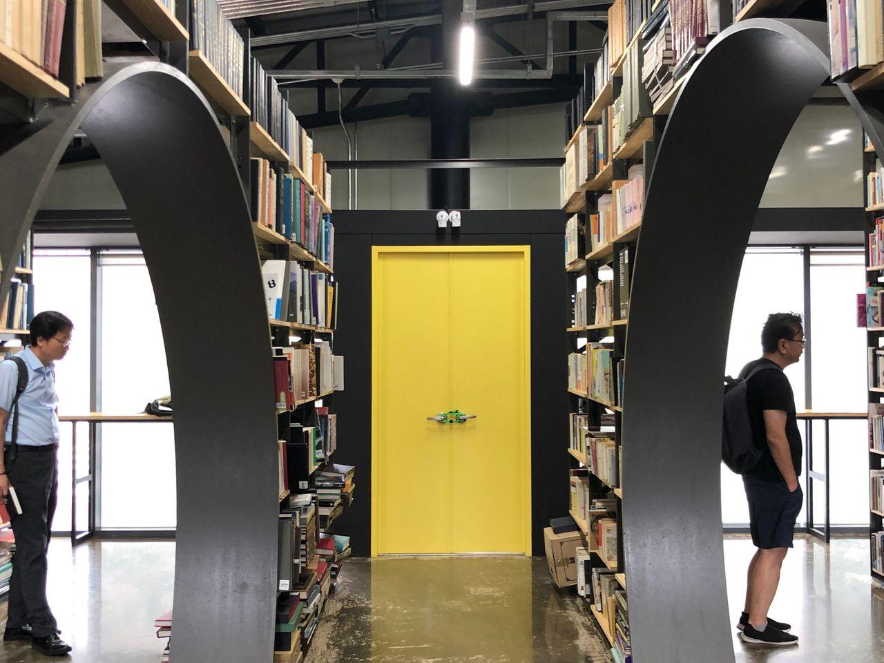 ソウル IU アイユ ホテルデルーナ ソウル名所 ソウルチャムシル チャムシル ソウルの新しい名所