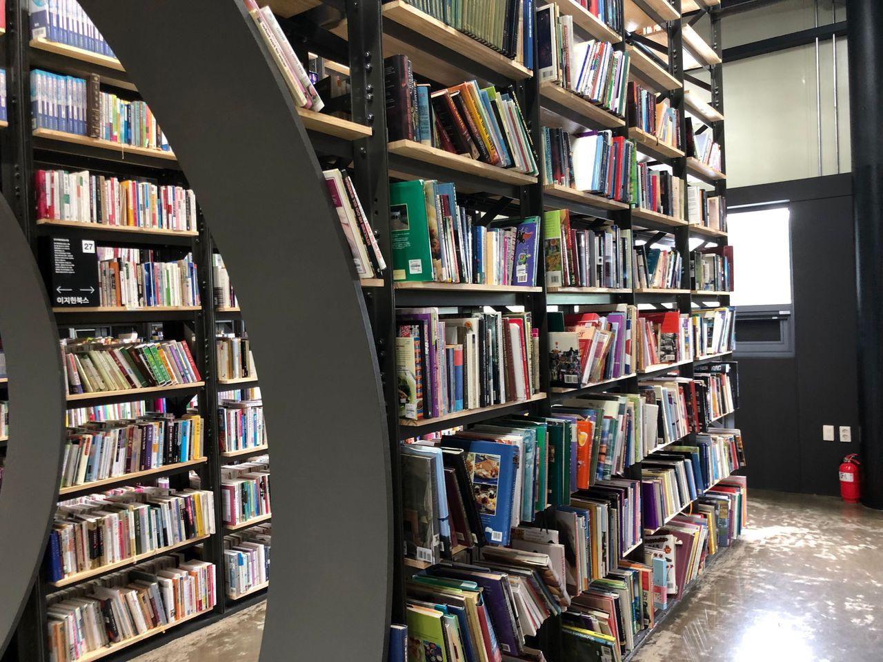 ソウル IU アイユ ホテルデルーナ ソウル名所 ソウルチャムシル チャムシル ソウルの新しい名所