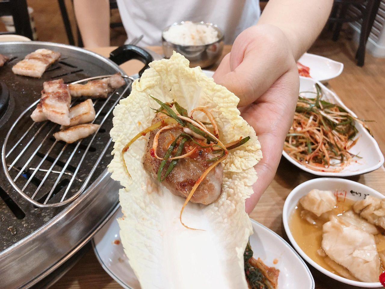 High Quality Korean Beef & Pork at Dongdaemun Meat Restaurant!