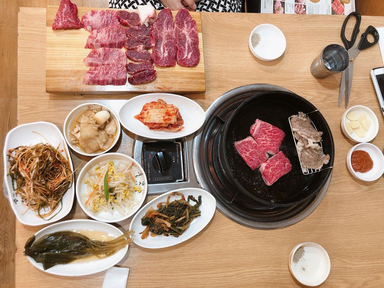 High Quality Korean Beef & Pork at Dongdaemun Meat Restaurant!