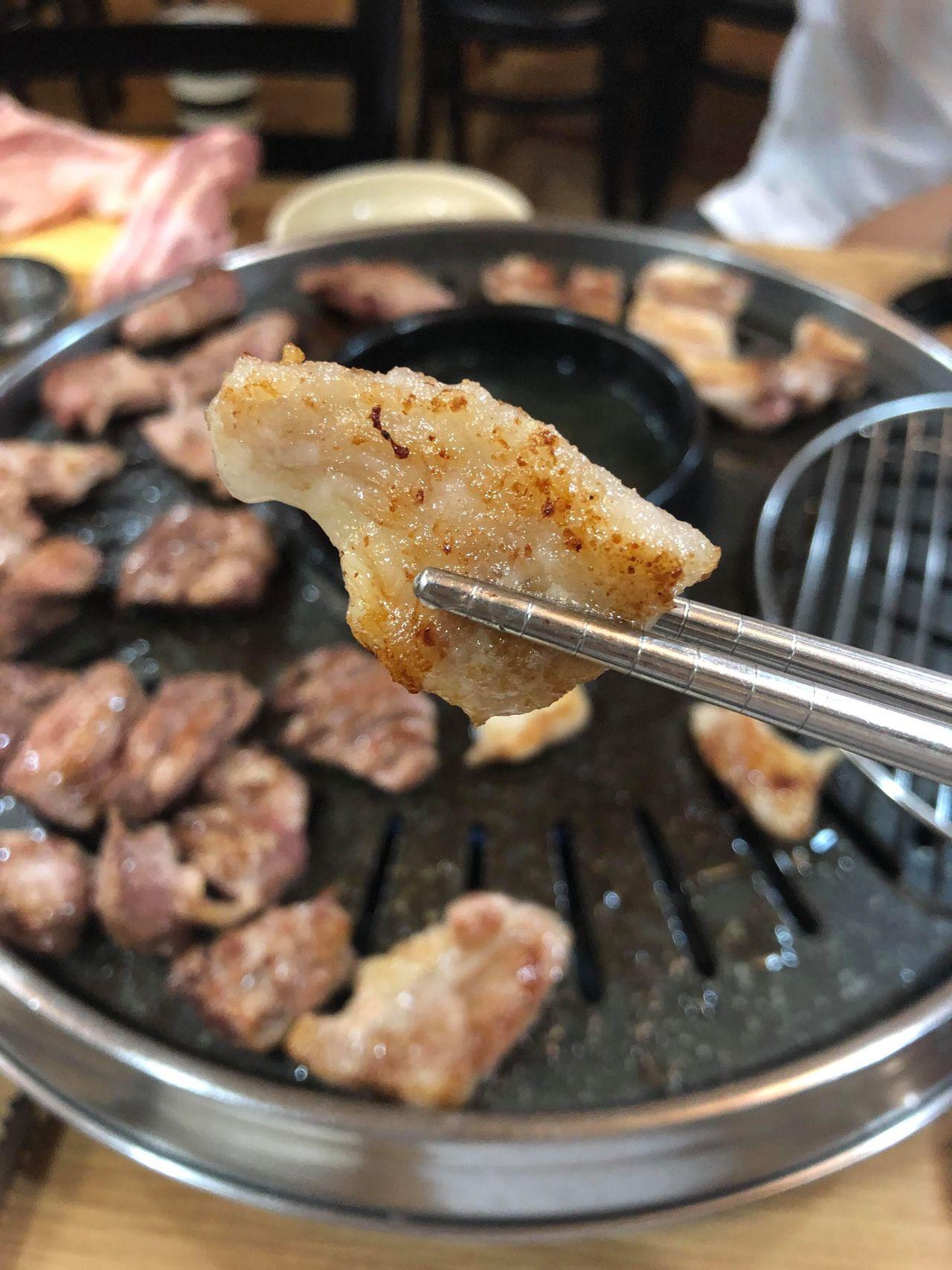 High Quality Korean Beef & Pork at Dongdaemun Meat Restaurant!