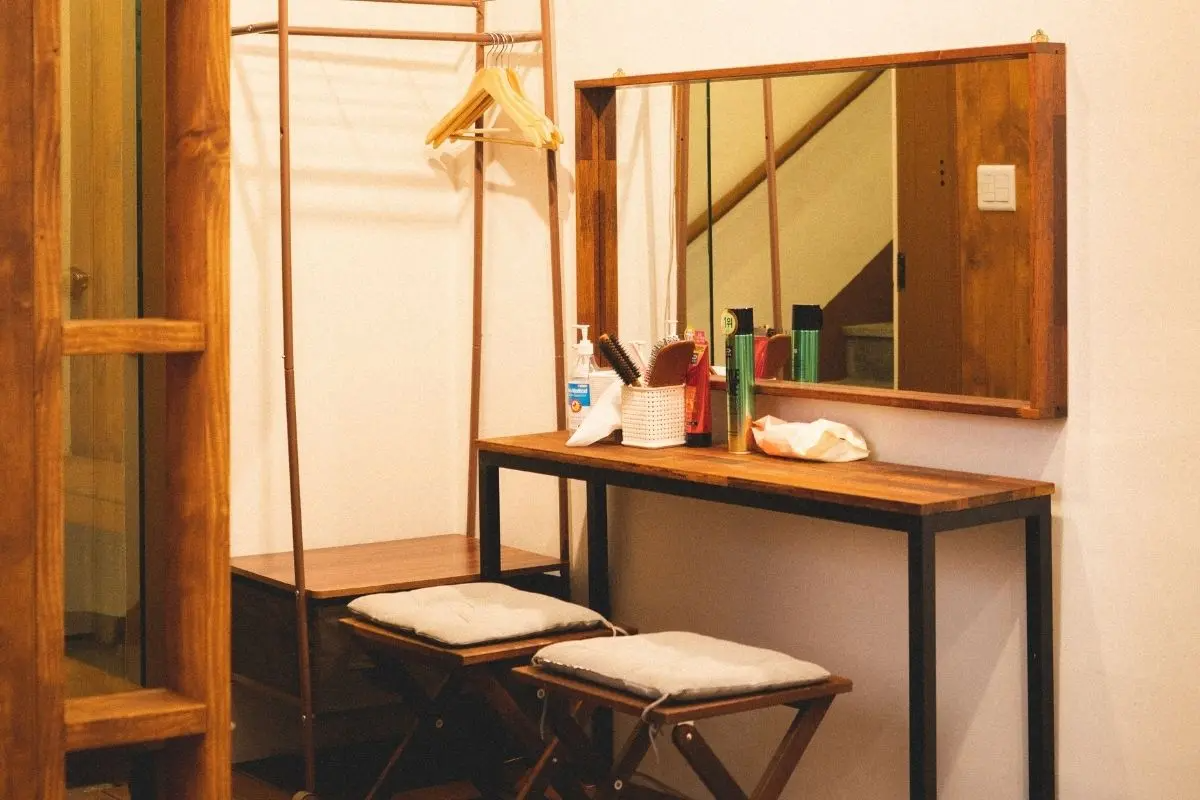 bàn trang điểm ở Bukchon Photo Studio chi nhánh Làng Hanok