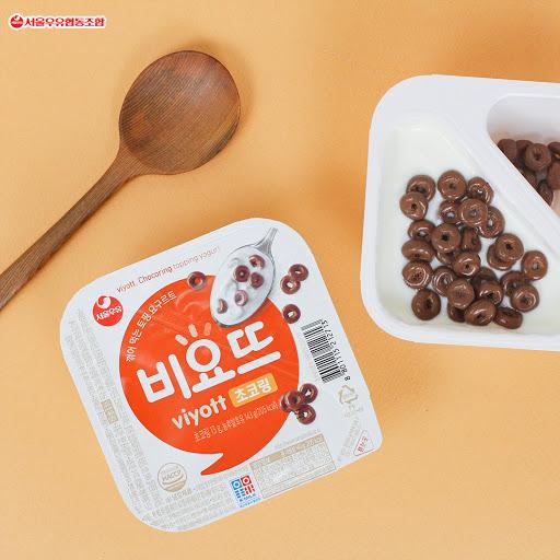 Korean Convenience Store Must-Buys | Your Stomach Always has Space for More! What should you buy at GS25, CU, E mart 24 or 7 Eleven?